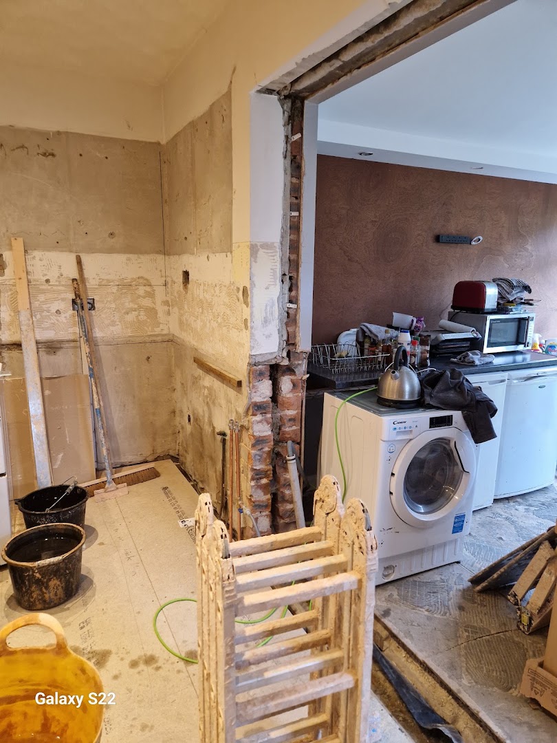 S G PLASTERERS — Photos 14